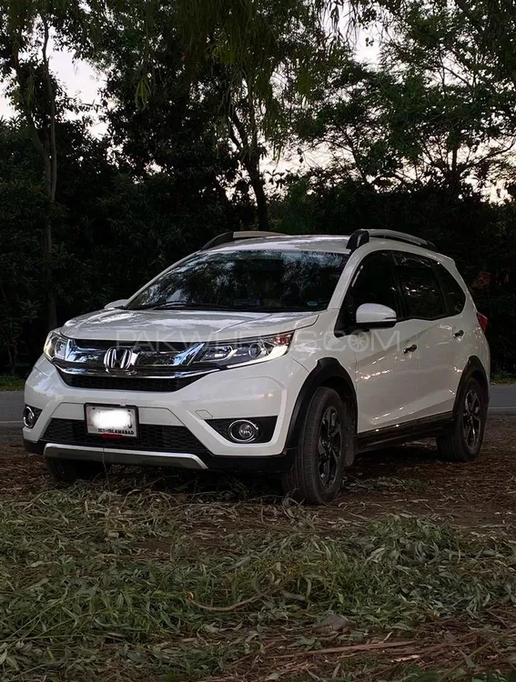 Honda BR-V 2017 for Sale in Islamabad Image-1