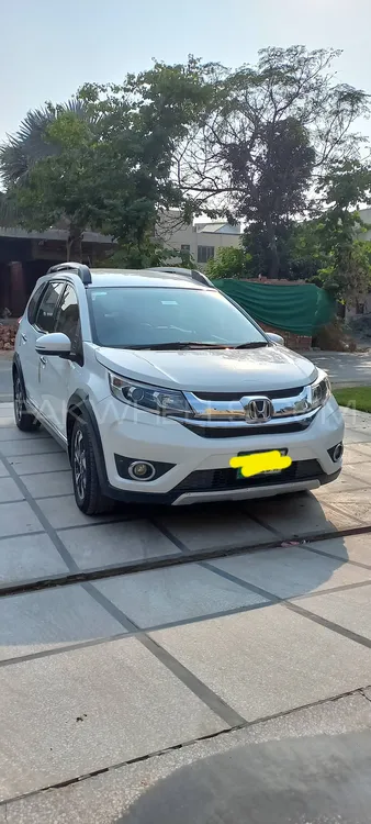 Honda BR-V 2017 for Sale in Lahore Image-1