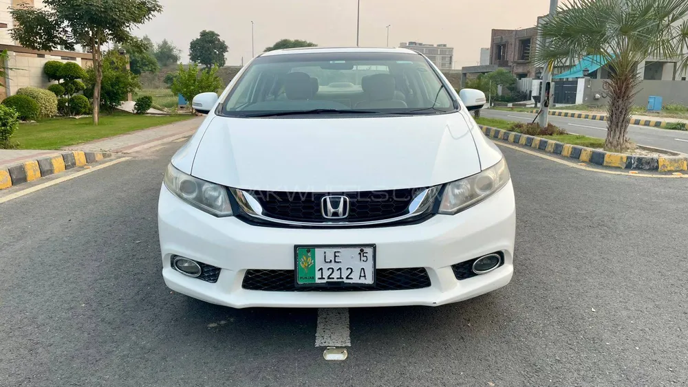 Honda Civic 2015 for Sale in Lahore Image-1