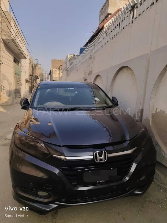 Honda Vezel 2014 for Sale in Rahim Yar Khan Image-1