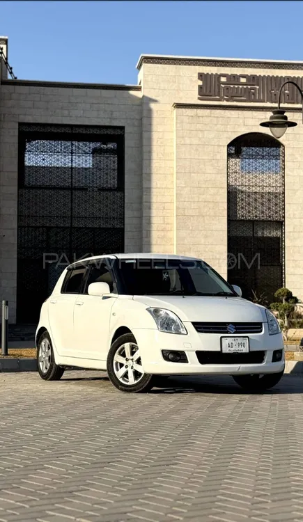 Suzuki Swift 2013 for Sale in Islamabad Image-1