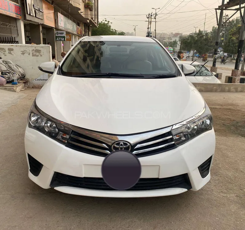 Toyota Corolla 2016 for Sale in Karachi Image-1