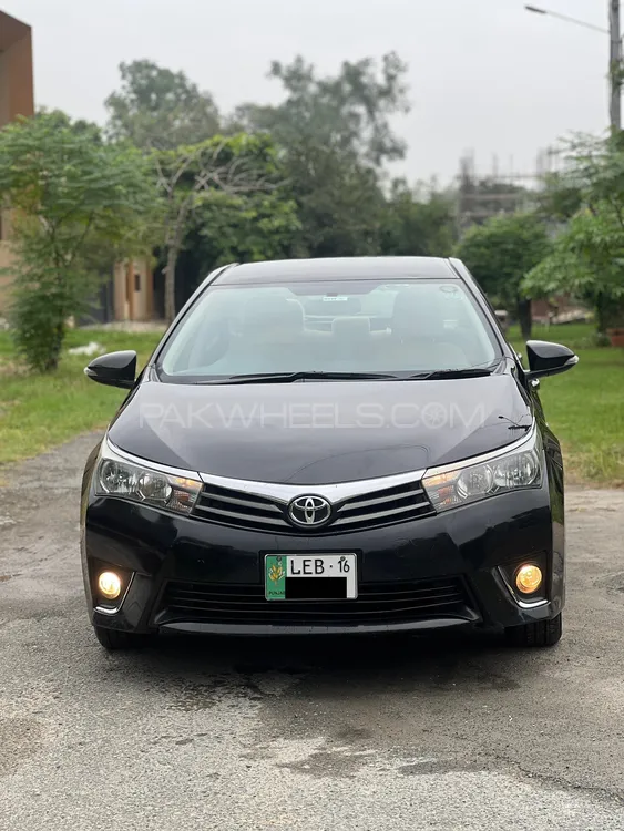 Toyota Corolla 2016 for Sale in Faisalabad Image-1