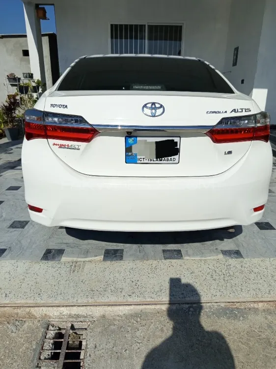 Toyota Corolla 2019 for Sale in Abbottabad Image-1