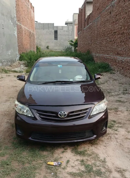 Toyota Corolla 2012 for Sale in Faisalabad Image-1