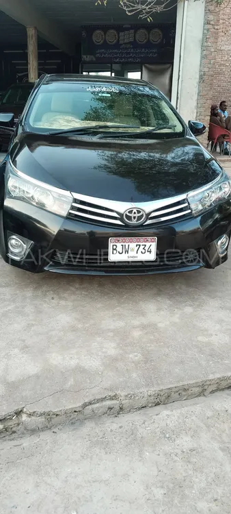 Toyota Corolla 2017 for Sale in Khanewal Image-1