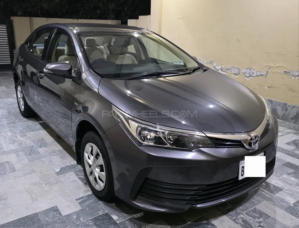 Toyota Corolla 2018 for Sale in Lahore Image-1