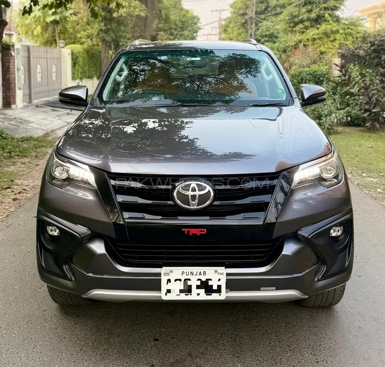 Toyota Fortuner 2021 for Sale in Lahore Image-1