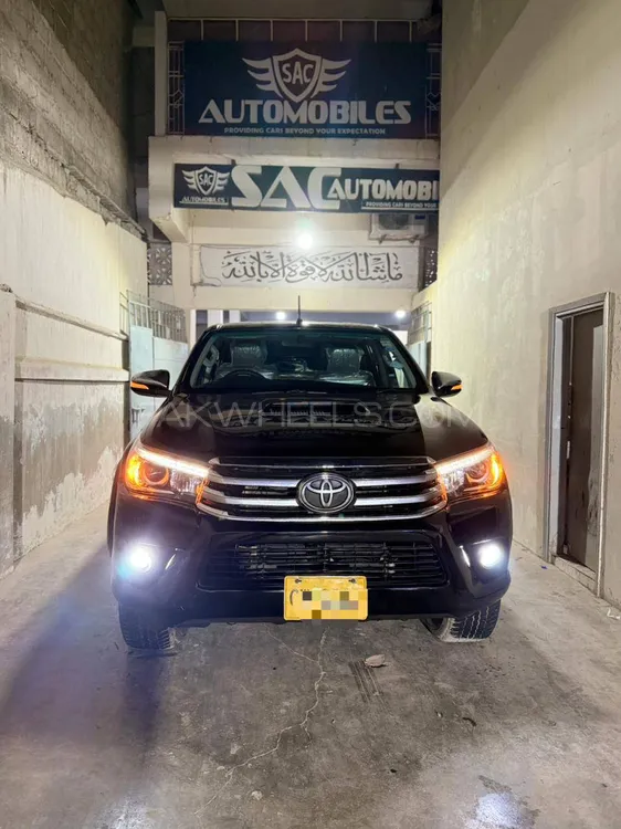 Toyota Hilux 2017 for Sale in Karachi Image-1