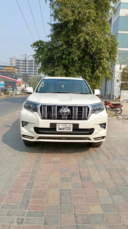Toyota Prado 2011 for Sale in Lahore Toyota Prado 2011 for Sale in Lahore Image-2