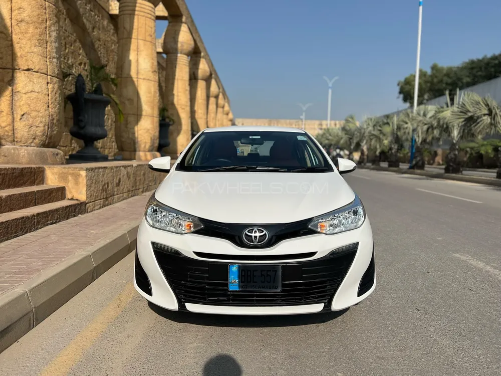 Toyota Yaris Sedan 2021 for Sale in Islamabad Image-1