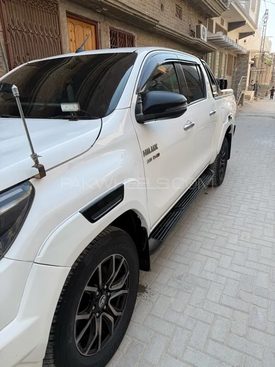 Toyota Hilux 2020 for Sale in Sukkur Image-1