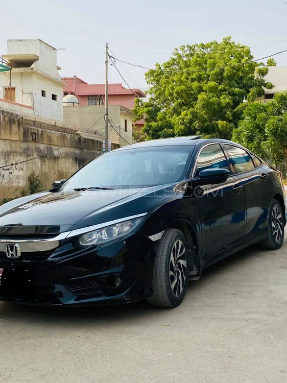 Honda Civic 2018 for Sale in Karachi Image-1