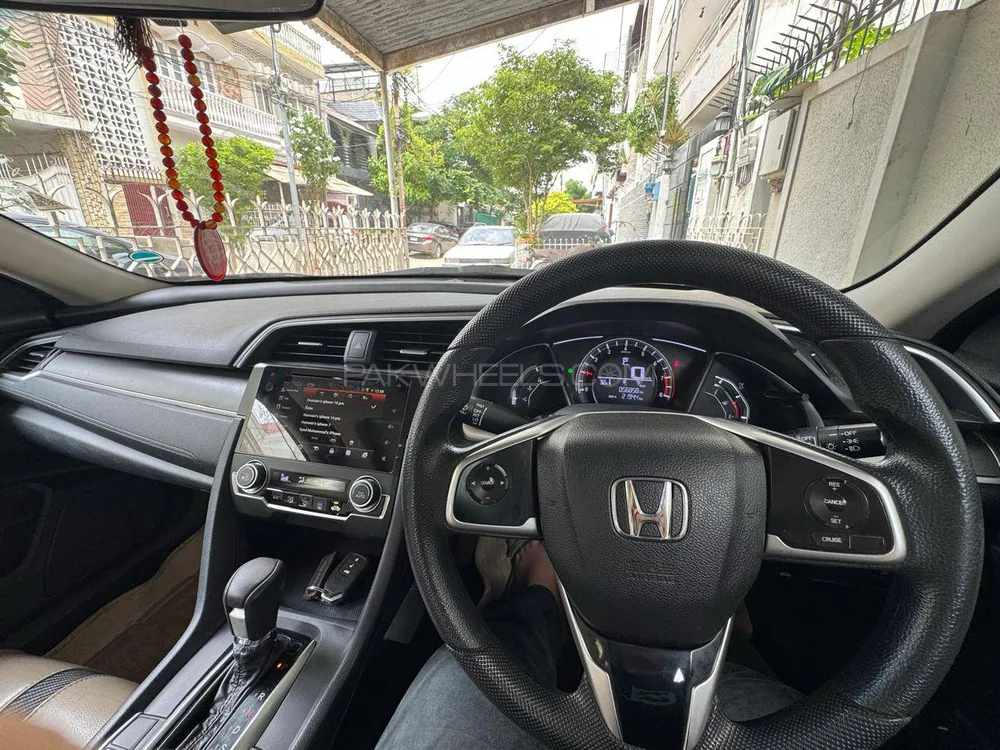 Honda Civic 2018 for Sale in Karachi Image-1