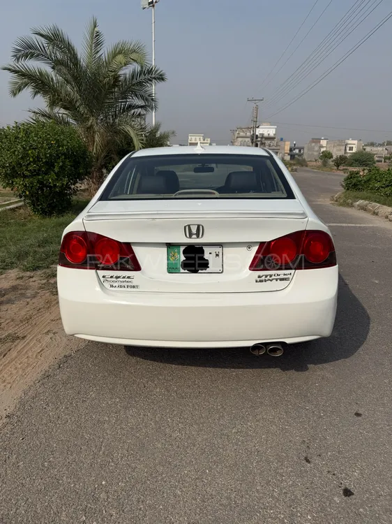 Honda Civic 2011 for Sale in Multan Image-1