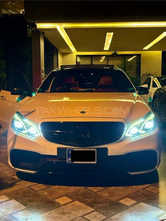 Mercedes Benz E Class 2014 for Sale in Islamabad Image-1