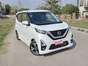 Fresh Import 2025
No.1 Japan Quality
3.0 Auction Grade and Auction Sheet Attach For Satisfaction And Online Verification
HIGHWAY STAR G EDITION 
2022 Model
Low Mileage: 25944 KM
Shiny White Colour
LEATHER WRAPPED STEERING 
15 INCHES NEW DESIGN ALLOY WHEELS 
Heating Seats 
Push Start Engine / Intelligent Key
Auto Ac Touch Panel
LED  Head Lump
Super UV Cut Doors Glass
Intelligent Around View Monitor
Camera On Room Mirror
Genuine Verifiable Auction Sheet
Alloy Wheels
Nissan Genuine 9 Inch Navigation System
Nissan Genuine Back Camera
Remote Door Mirror
Abs Braking System
Traction Control
Hid Headlights
Retractable Side Mirrors With Indicators
Winker Mirror
Digital Climate Control Air Conditioning System
6 Air Bags 
All Power Windows
Multimedia Steering
Engine In Clean & Good Condition
Clean Interior & Exterior
Power Steering
High Quality Luxury Hatchback
Brand New Tyres