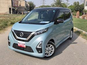 Fresh Import 2025
No.1 Japan Quality
HIGHWAY STAR X EDITION 
2022 Model
Low Mileage: 23313 KM
Shiny Light Green Colour
LEATHER WRAPPED STEERING 
LEATHER SEATS 
15 INCHES NEW DESIGN ALLOY WHEELS 
Heating Seats 
Push Start Engine / Intelligent Key
Auto Ac Touch Panel
LED  Head Lump
Super UV Cut Doors Glass
Intelligent Around View Monitor
Camera On Room Mirror
Genuine Verifiable Auction Sheet
Auction Sheet Attach For Satisfaction And Online Verification
Alloy Wheels
Nissan Genuine 9 Inch Navigation System
Nissan Genuine Back Camera
Remote Door Mirror
Abs Braking System
Traction Control
Hid Headlights
Retractable Side Mirrors With Indicators
Winker Mirror
Digital Climate Control Air Conditioning System
6 Air Bags 
All Power Windows
Multimedia Steering
Engine In Clean & Good Condition
Clean Interior & Exterior
Power Steering
High Quality Luxury Hatchback
Brand New Tyres