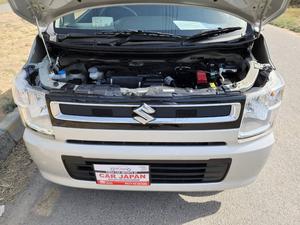 Fresh Import 2025
HYBRID FX EDITION
3.5 Auction Grade and Auction Sheet Attached For Satisfaction And Verification
2022 Model
Shiny Silver Colour
Cruise Control
Safety Sense
No.1 Japan Quality
SD Navigation
Back Camera
Auto AC Push Panel
Halogen Head Lump
Abs Braking System
Genuine Verifiable Auction Sheet
Retractable Side Mirrors With Indicators
All Power Windows
Runs & Drives Great
Engine In Clean & Good Condition
Clean Interior & Exterior
Drive Type: FF
Eco Idle Technology
Sofa Seats
Heated Seats
Power Steering
Power Windows
Power Side Mirrors
Glass With Ultra-violet Filter (UV Cut)
Digital Climate Control Air Conditioner & Heater
Steering: Power Assist Equipped Rack & Pinion
Suspension: Mcpherson Strut Type Coil Spring
Drivers Airbag
Passenger Airbag
Rear Wiper
Good Fuel Economy
Dual SRS Air Bag
High Quality Luxury Hatchback
Brand New Tyres
Anti-lock Brakes
Remote Keyless Entry