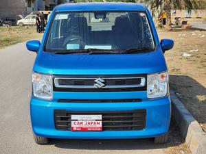 Fresh Import 2025
HYBRID FX EDITION
3.5 Auction Grade and Auction Sheet Attached For Satisfaction And Verification
2022 Model
Shiny Blue Colour
Cruise Control
Safety Sense
No.1 Japan Quality
SD Navigation
Back Camera
Auto AC Push Panel
Halogen Head Lump
Abs Braking System
Genuine Verifiable Auction Sheet
Retractable Side Mirrors With Indicators
All Power Windows
Runs & Drives Great
Engine In Clean & Good Condition
Clean Interior & Exterior
Drive Type: FF
Eco Idle Technology
Sofa Seats
Heated Seats
Power Steering
Power Windows
Power Side Mirrors
Glass With Ultra-violet Filter (UV Cut)
Digital Climate Control Air Conditioner & Heater
Steering: Power Assist Equipped Rack & Pinion
Suspension: Mcpherson Strut Type Coil Spring
Drivers Airbag
Passenger Airbag
Rear Wiper
Good Fuel Economy
Dual SRS Air Bag
High Quality Luxury Hatchback
Brand New Tyres
Anti-lock Brakes
Remote Keyless Entry