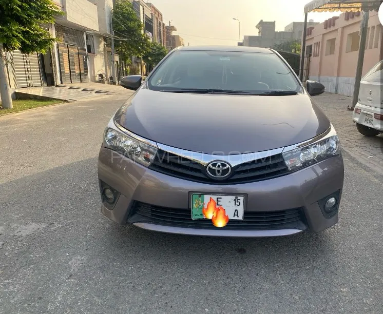 Toyota Corolla 2015 for Sale in Faisalabad Image-1