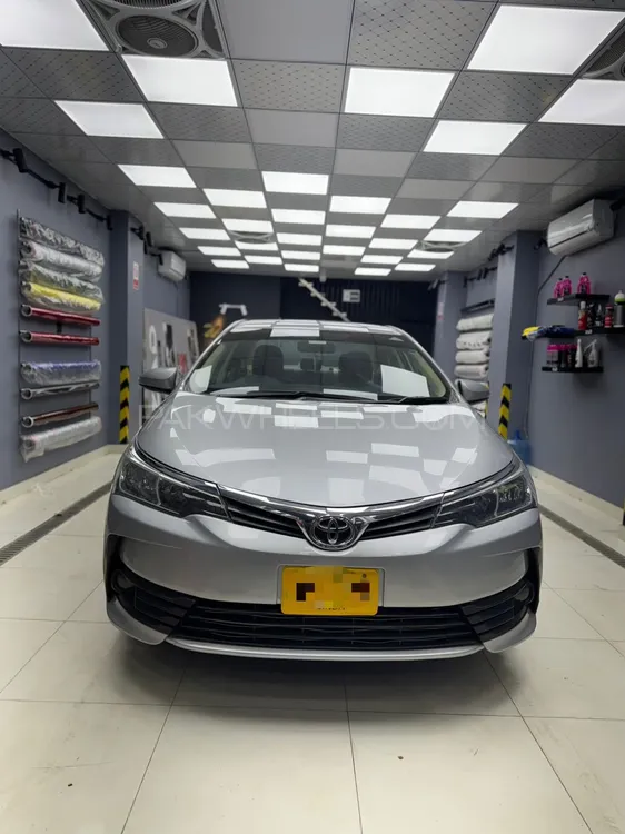 Toyota Corolla 2018 for Sale in Karachi Image-1