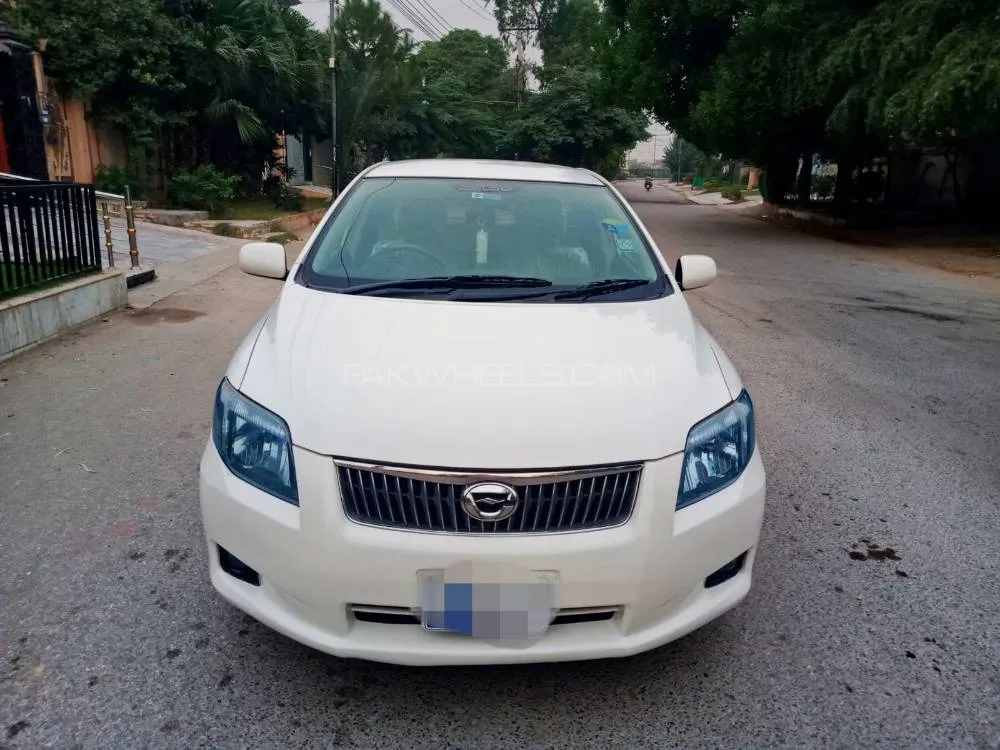 Toyota Corolla Axio 2007 for Sale in Peshawar Image-1