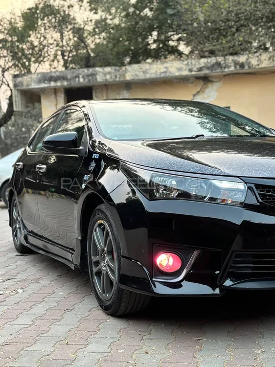 Toyota Corolla 2016 for Sale in Lahore Image-1