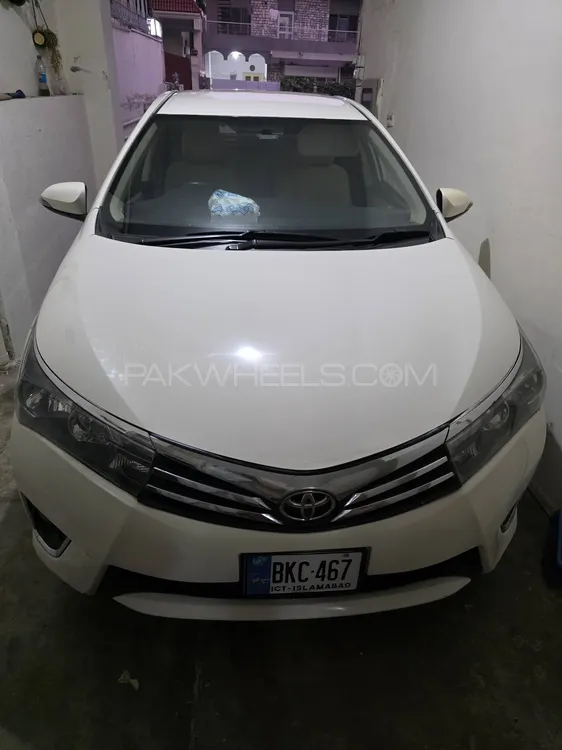 Toyota Corolla 2016 for Sale in Islamabad Image-1