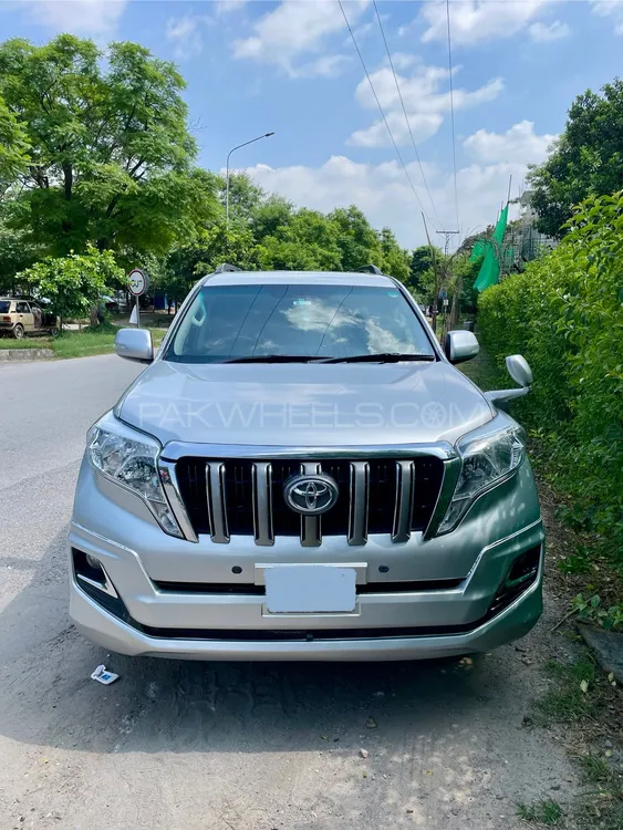 Toyota Prado 2011 for Sale in Islamabad Image-1