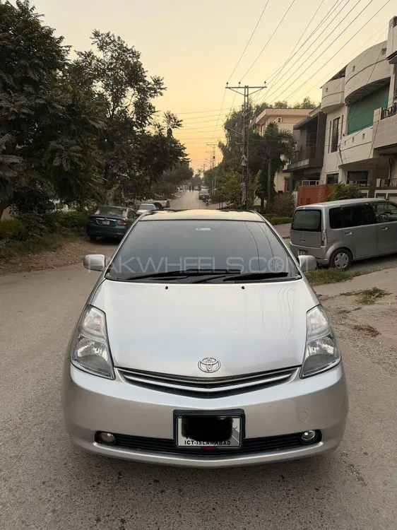 Toyota Prius 2007 for Sale in Islamabad Image-1