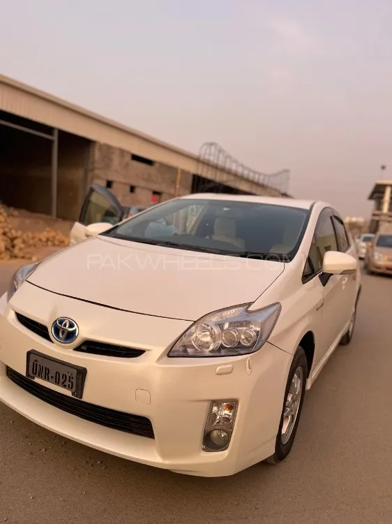 Toyota Prius 2010 for Sale in Quetta Image-1
