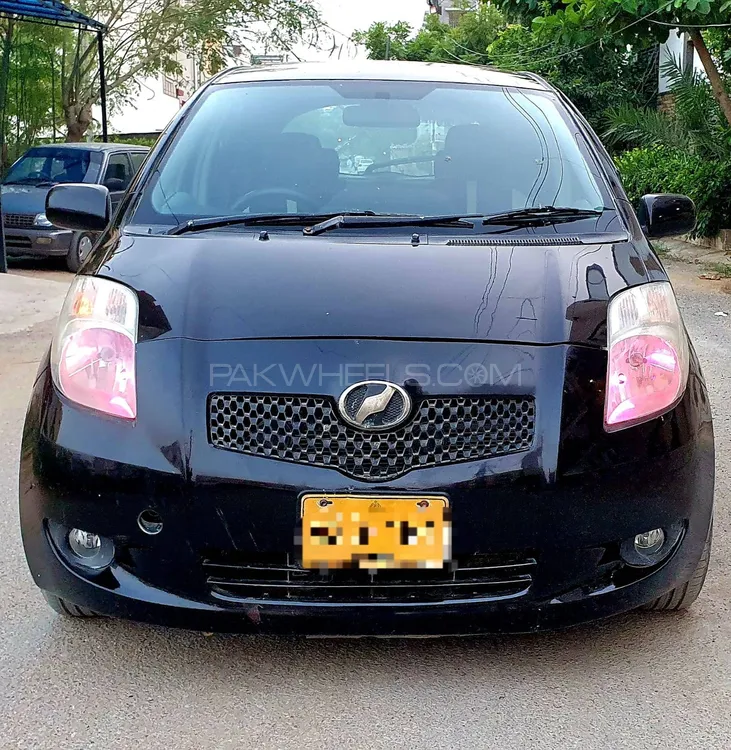 Toyota Vitz 2006 for Sale in Karachi Image-1