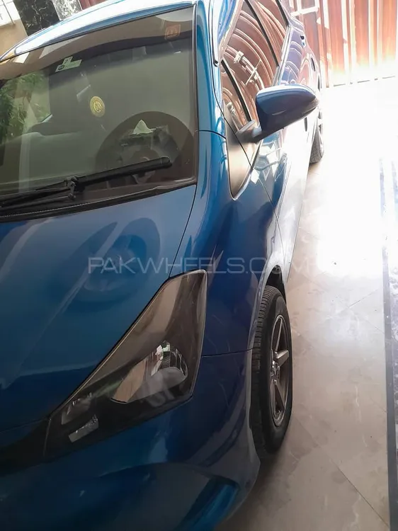 Toyota Vitz 2015 for Sale in Islamabad Image-1