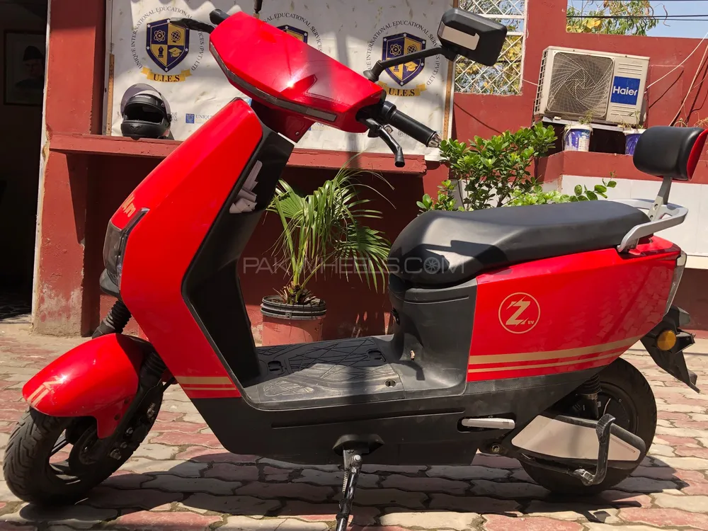 Evee Gen-Z 2025 for Sale Image-1