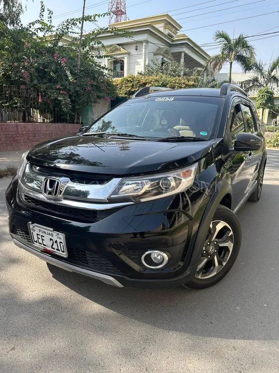 Honda BR-V 2019 for Sale in Faisalabad Image-1