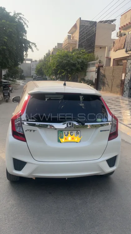 Honda Fit 2016 for Sale in Okara Image-1