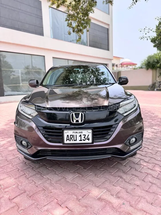 Honda Vezel 2018 for Sale in Bahawalpur Image-1