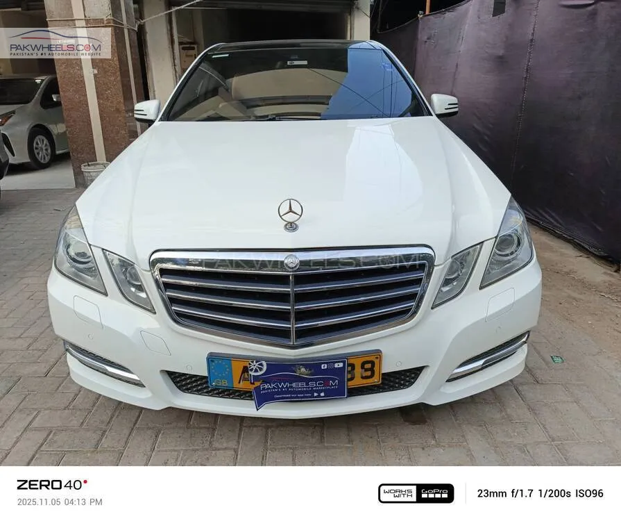 مرسڈیز بینز ای کلاس 2012 for Sale in کراچی Image-1