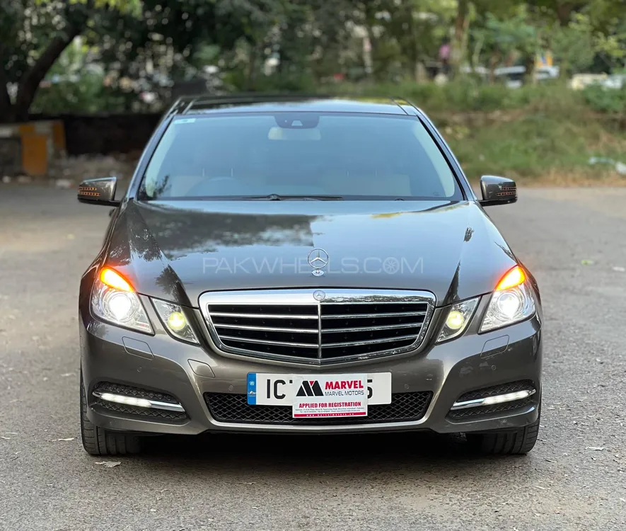 Mercedes Benz E Class 2011 for Sale in Islamabad Image-1