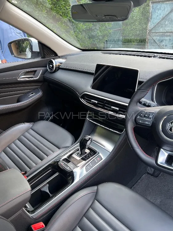 MG HS 2025 for Sale in Lahore Image-1