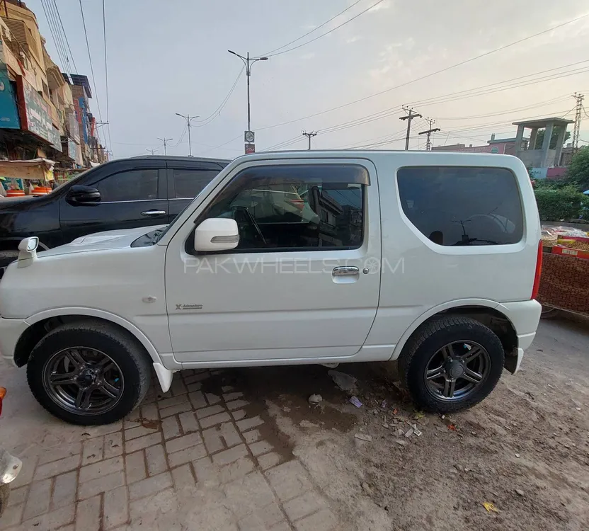 Suzuki Jimny 2016 for Sale in D.G.Khan Image-1