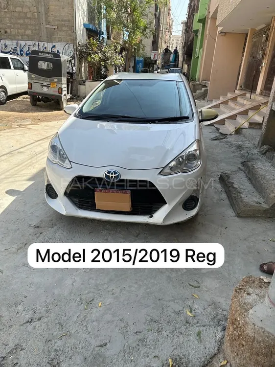 Toyota Aqua 2015 for Sale in Karachi Image-1