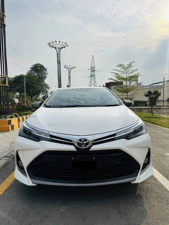 Toyota Corolla 2022 for Sale in Burewala Image-1