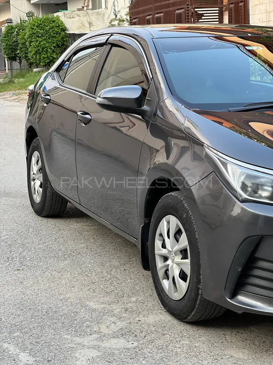 Toyota Corolla 2019 for Sale in Islamabad Image-1