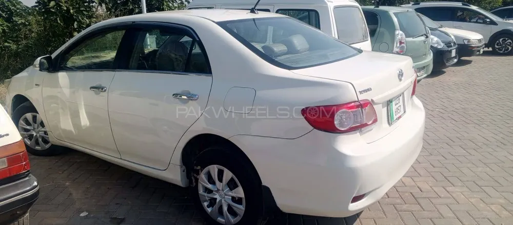 Toyota Corolla 2010 for Sale in Islamabad Image-1