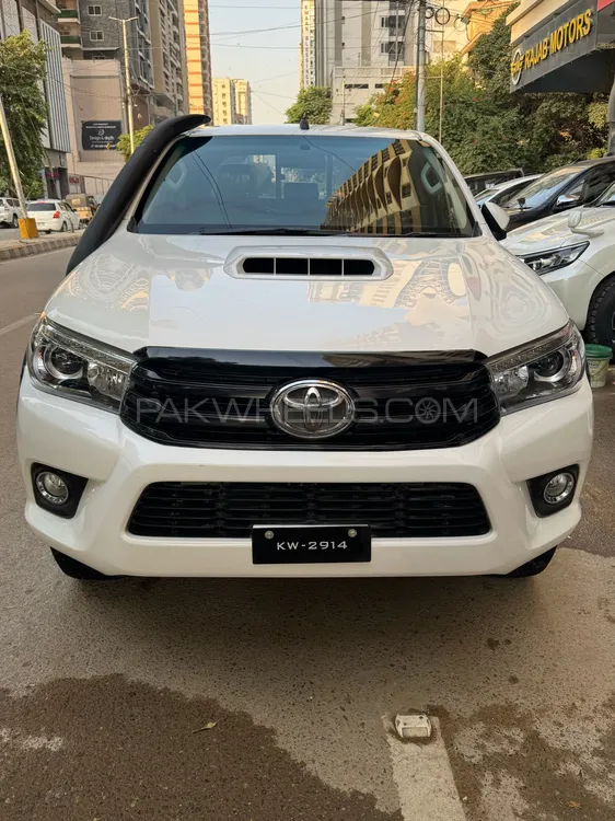 ٹویوٹا ہائیلکس 2017 for Sale in کراچی Image-1