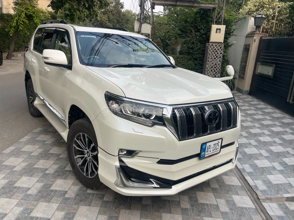 Toyota Prado 2018 for Sale in Lahore Image-1