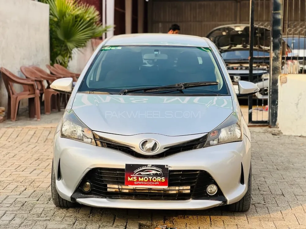 Toyota Vitz 2014 for Sale in Sargodha Image-1