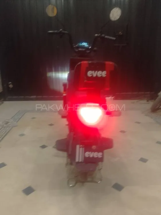 Evee C1 2025 for Sale Image-1